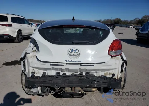 2017 Hyundai Veloster z USA, uszkodzony, nr VIN KMHTC6AD3HU320096
